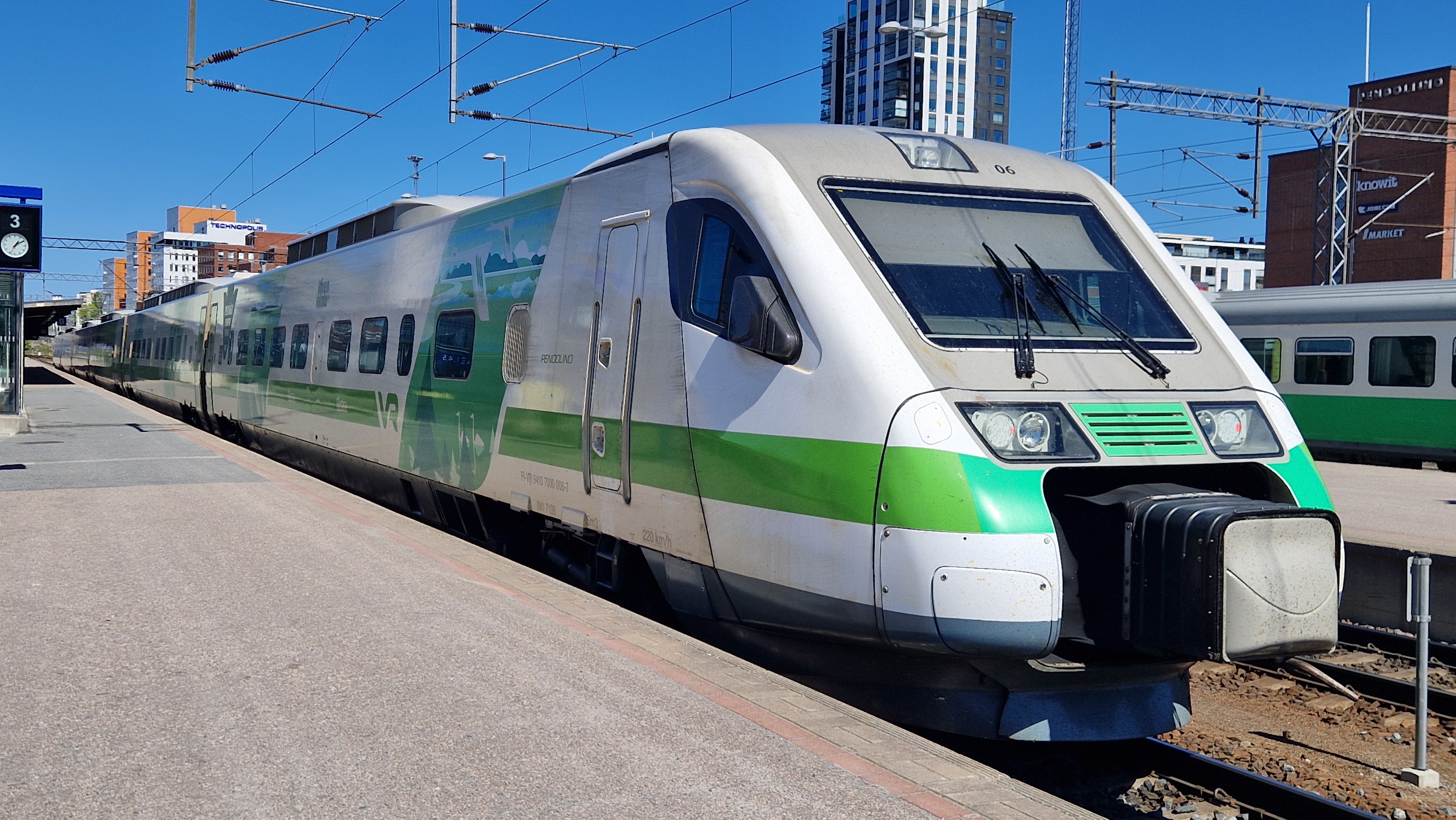 Pendolino Tampereen asemalla